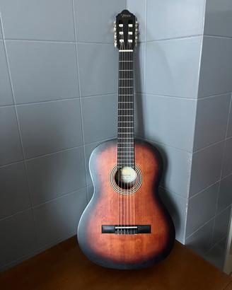 chitarra acustica Valencia 