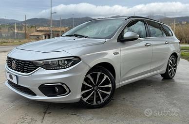Fiat Tipo 1.6 Mjt S&S SW Lounge S-Design