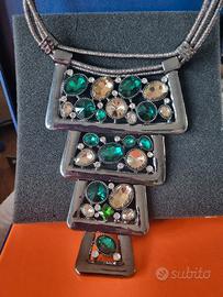 collana con cristalli 