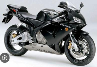 Pezzi CBR 600 RR, carena e altro