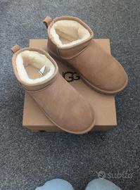 UGG Mini Originali Taglia 41