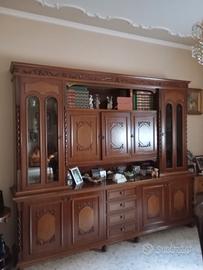 credenza con cristalliera in legno anni 60