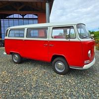 Volkswagen T2 FRECCE BASSE 9 POSTI RESTAURATO