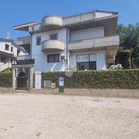 BIFAMILIARE A NOTARESCO