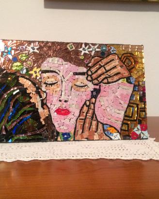 Mosaico” bacio di Klimt