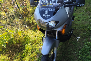 Honda transalp 650 2004