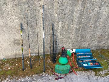 Canne e attrezzatura varia per trota torrente