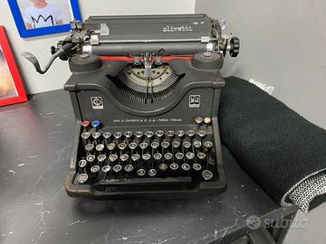 Macchina da scrivere