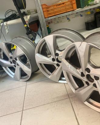 cerchi in lega ORIGINALI da 18 per audi Q3