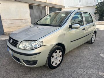 Fiat Punto 1.2i cat 5 porte ELX neopatentati