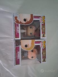 set 2 Funko Pop Romeo + Juliet