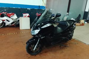 Yamaha majesty 400 2006 motore 40000 km
