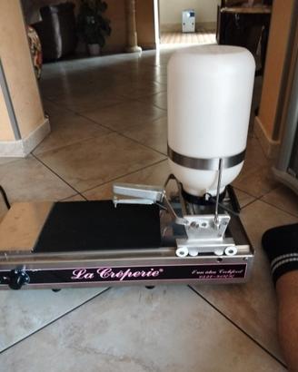 MACCHINA PROFESSIONALE PER CREPES CON SERBATOIO