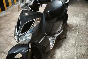 Aprilia Sportcity 200 perfette condizioni