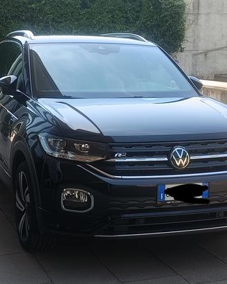 stupenda volksvagen t cross 