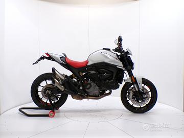 Ducati Monster 937 +