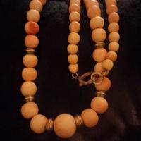 collana vintage di conchiglie 