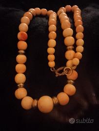 collana vintage di conchiglie 