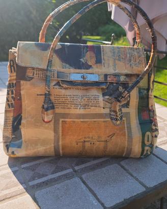 Borsa Momaboma 