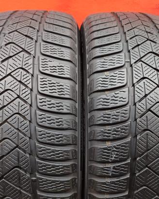 205 55 16 Gomme Invernali 70% Pirelli 205 55R16