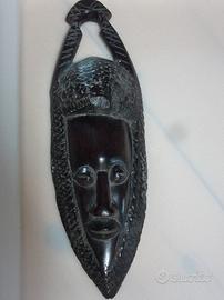 Antica maschera africana
