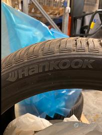 4 pneumatici Hankook 245/40 R18 2022