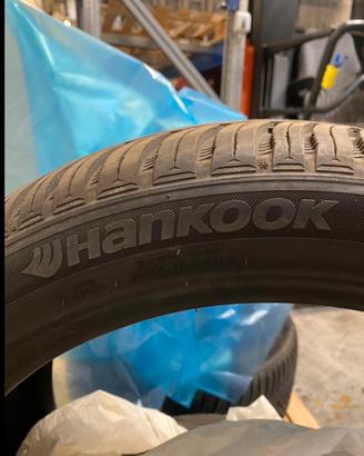 4 pneumatici Hankook 245/40 R18 2022