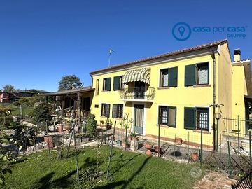 Casa singola con scoperto e garage