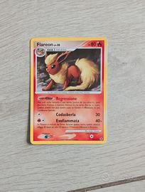Carta Pokèmon Flareon  set l'ascesa dei rivali