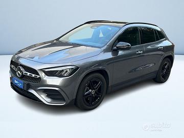 Mercedes GLA 200 d AMG Line Advanced Plus 4matic a