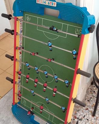 Bigliardino con 4 piedi