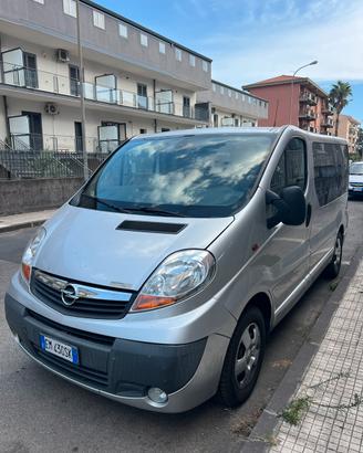 Opel Vivaro 9 Posti