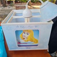 lampadario con immagini principesse disney: 
