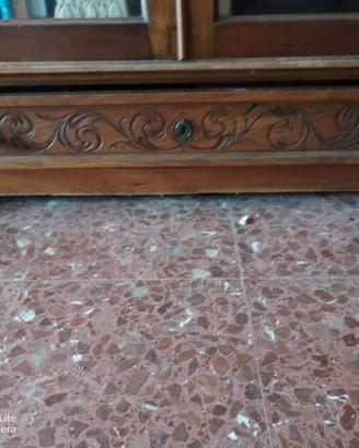 Vetrina fine 800 in noce