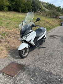 Burgman 200