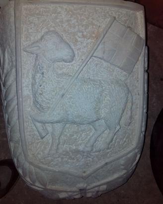 STEMMA IN CALCARE (DOLOMITE): IN HOC SIGNO VINCES