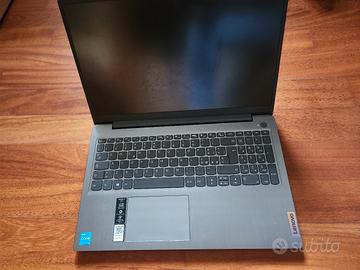 LENOVO IDEAPAD 3 500gb RAM 8gb