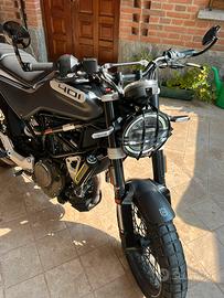 Husqvarna svartpilen 401