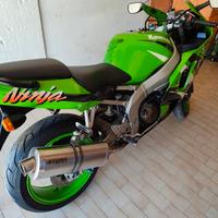 Kawasaki zx-6r 1999