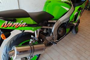Kawasaki zx-6r 1999