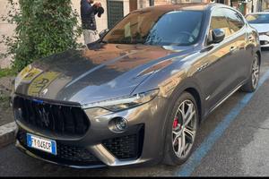 Maserati levante grandsport