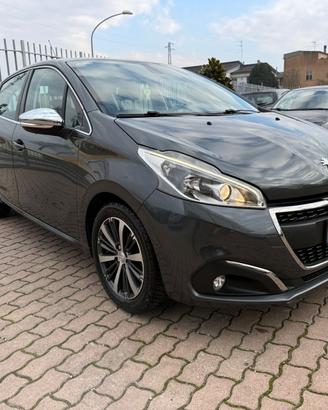 Peugeot 208 BlueHDi 75 5 porte Allure