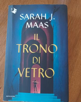 libro - Il trono di vetro di Sarah J. Maas