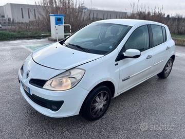 RENAULT CLIO 1.2 GPL