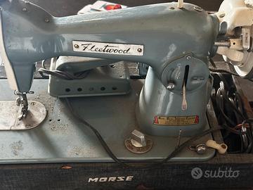 Macchina per cucire vintage