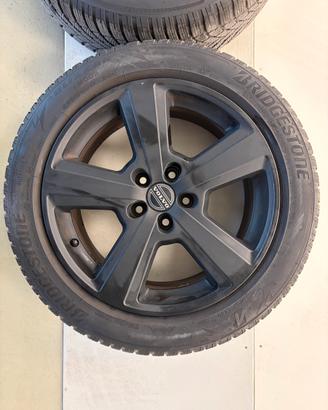 Kit cerchi e gomme termiche V40CC 215/50 R17