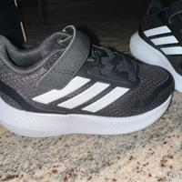 Scarpine Adidas taglia 24 bambino