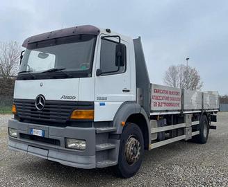 MERCEDES-BENZ ATEGO 1828