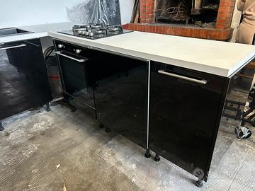 Cucina angolare bianco/nero laccato + elettrodomes