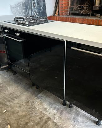 Cucina angolare bianco/nero laccato + elettrodomes